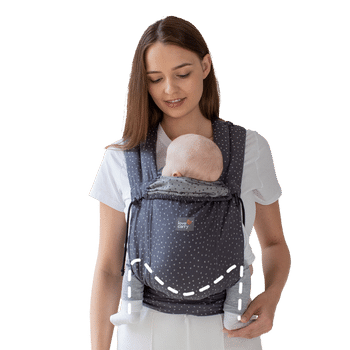 imagen del lovetie de love and carry con detalle de la posicion ergonomica de la cadera del bebe